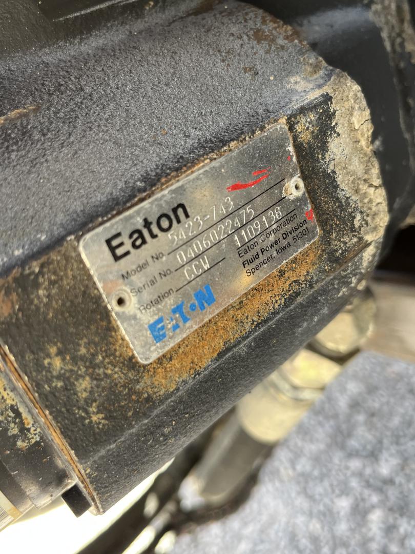 ./imagenes/INVOICE/2019/18041/CAMION INTERNATIONAL CON EQUIPO REVOLVEDOR MACNEILUS (30).JPG